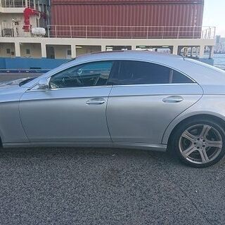 検査長いです4年8月までメルセデスベンツベンツＣＬＳ500ブラックレザー　サンルーフ　右ハンドル　車両交換可の画像
