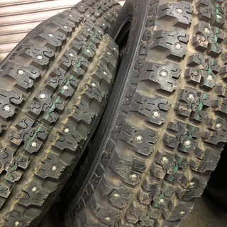 最強スパイクタイヤ★新品未使用165R13 165/80R13★4穴100 4穴114マルチスチール付き4本★フルピン マカロニ チップピン 最強スパイクタイヤ☆新品未使用165R13 165/80R13☆4穴100 4穴