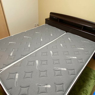 ニトリ クイーンベッド COOL＆ＷＡＲＭ マットレス付きの画像