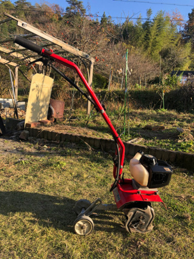 引取先が決まりました。車のトランクに入るハンドル折畳み耕運機