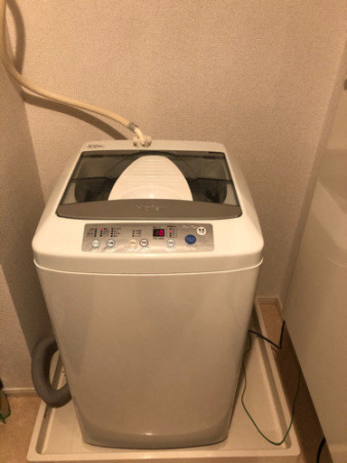 全自動電気洗濯機　Haier 2010年製　4.2kg ホワイト 2000円