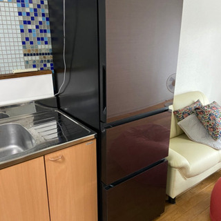 美品】2020年式 ハイセンス 3ドア冷蔵庫282L HR-G2801BR