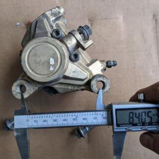 　ブレーキキャリパー　ウインカー　マキタの画像
