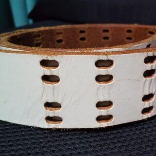 革ベルト　（ホワイト）の画像