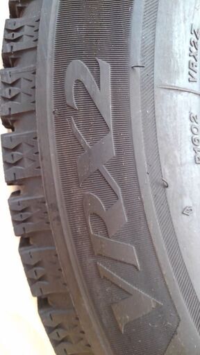 プリウス☆スタッドレスタイヤ☆純正ホイール付き