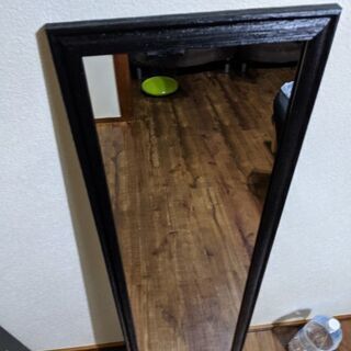 姿見タイプの鏡差し上げます。