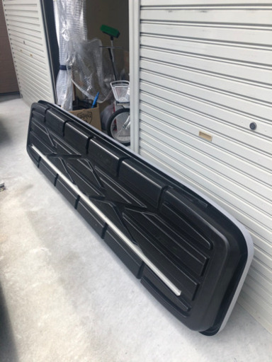 ルーフBOX 【鍵一本あります】高さのあるステンレス ラックの上に置けば鍵付きの収納箱