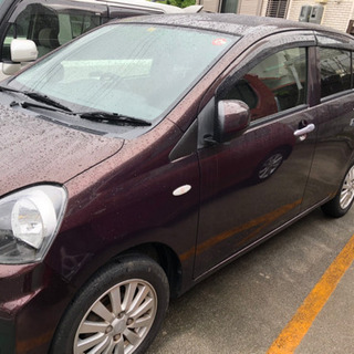 中古車　ダイハツ　ミライース　平成２８年式　低燃費　