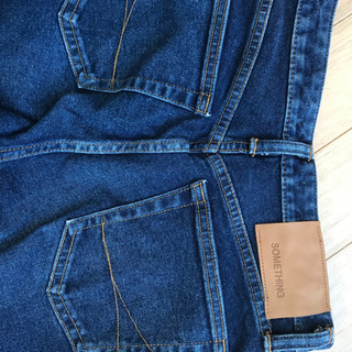 値下げします！Something ジーンズ⑤の画像