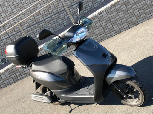 原付バイク　ホンダタクト　ほぼ新品
