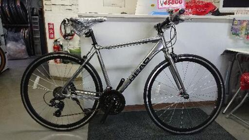 (♡4)自転車 クロスバイク 新車 シルバー 21段変速 HEAD パンクしないタイヤ