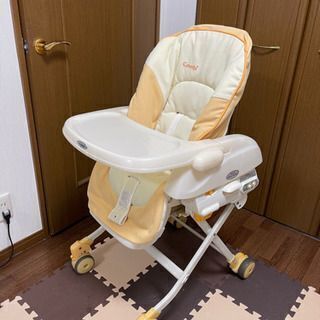 Combi コンビ◆◆電動スィング　ハイ・ローベッド＆チェアです