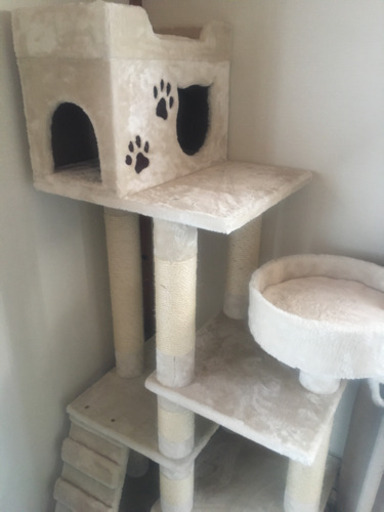 豪華　キャットタワー　シニア・子猫・多頭飼い対応