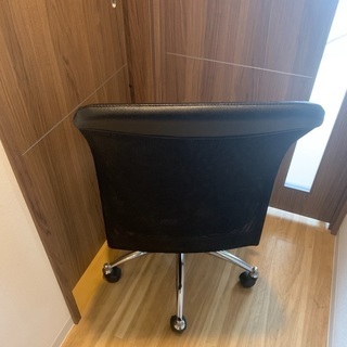 デスクチェアーの画像