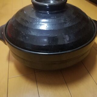 土鍋 黒 (早めのお引き取り優先)の画像