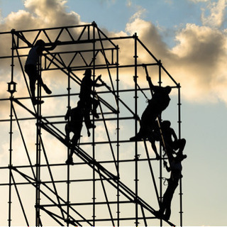 【現場STAFF】 足場の組立/撤去など◎未経験でも高日給！経験...