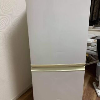 Sharp SJ 714 冷蔵庫-無料の画像