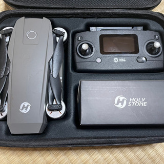 少しお値下げ！Holy Stoneの本格的ドローン！早い方どうぞ！