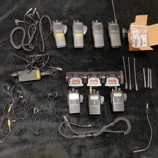 MOTOROLA　GP328　無線機　充電器　ヘッドフォン　セッ...