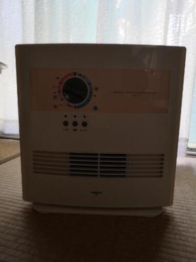 未使用の布団乾燥機２千円で売ります。
