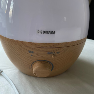 アイリスオーヤマ　加湿器　の画像