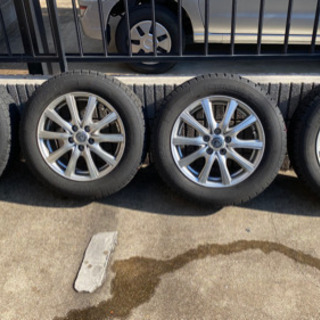 （取引中）中古　スタッドレスタイヤ　アイスナビ　セブン　GOODYEAR(グッドイヤー) ICE NAVI 7 185/65R15 ホイール付き