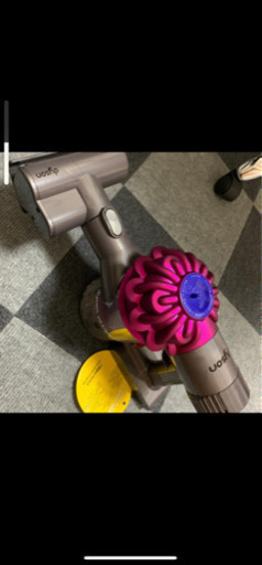 ダイソン　ハンディ掃除機