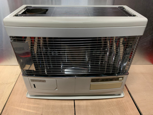 y833 サンポット 2014年　床暖房内蔵 石油ストーブ カベック 　暖房　UFH-7710URC