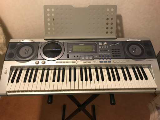 電子ピアノ　CASIO 61鍵盤