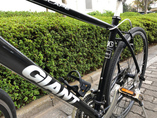 GIANT クロスバイク　エスケープR3