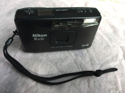 Nikon AF600フィルムカメラ(付電池2本)