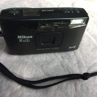 Nikon AF600フィルムカメラ(付電池2本)の画像