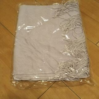 新品　ラメ入りストール