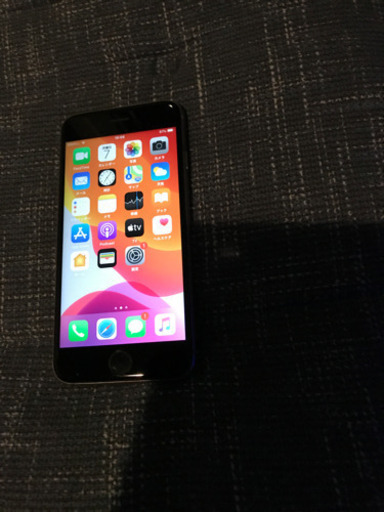 iPhone 6s (シルバー) 