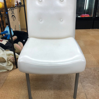 値下げしました！【座面が回転❗️】ダイニングテーブルセット おしゃれな白