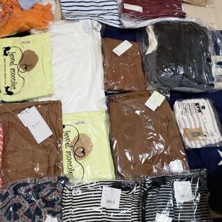 服　未使用　　　UNIQLO　　の画像
