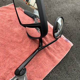 ダイナ　デュトロ 2t  現行　新品　ミラーの画像