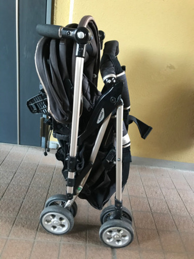 コンビ　ベビーカー　EXグランパセオ L-720