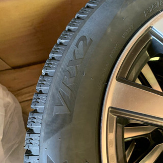 【交渉中】スタッドレスタイヤ　ブリヂストンVRX2  215/55R17の画像