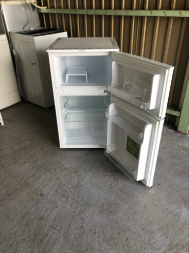 冷蔵庫　2017年式大阪市内送料無料