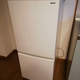 【美品】シャープ SJ-D14D-S 2ドア冷蔵庫 （137L・つけかえどっちもドア） シルバーの画像