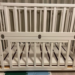 ベビーベッド　コンビミニの画像