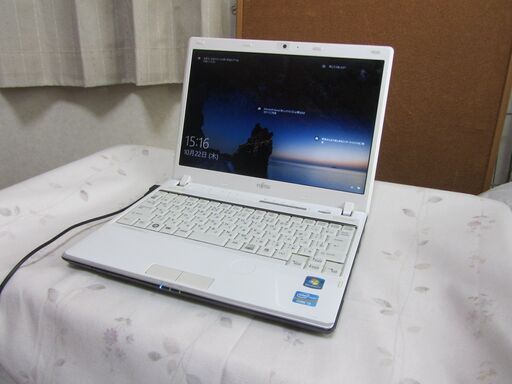 【SSD256GB】 富士通 FM-V　PH74/C  Core i3  2310M 第2世代デュアルコアCPU、12.1型液晶、Windows10  64bit、SSD 256GB、メモリ4 GB、無線・有線LAN、HDMI、MS Office365(ver2016)インストール済。