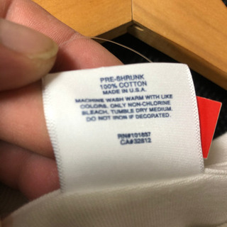 🉐　supreme コムデギャルソン　tシャツ　未使用品　🉐の画像