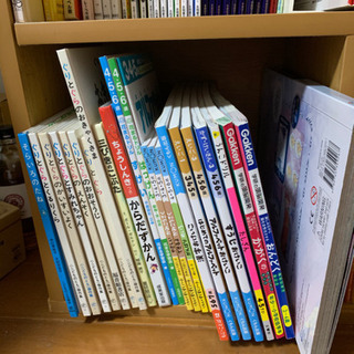 値下げ❗️本日の12時まで絵本、エデュトイ、カラーボックスまとめ売りの画像