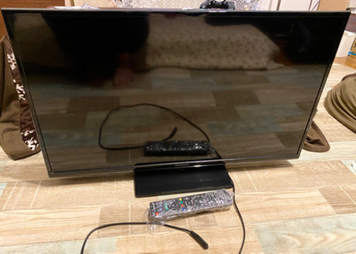 テレビ　32型　Panasonic 2015年製