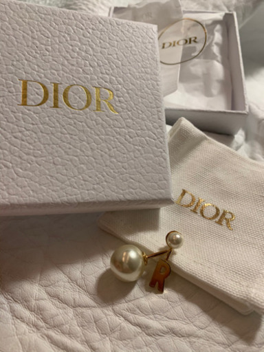 Dior❤️ピアス
