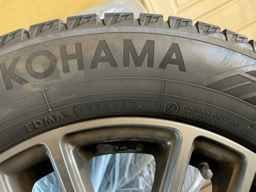 スタッドレスタイヤ　４本セット　アルミホイール　205/65 R16 ヨコハマタイヤ　iceguard IG6