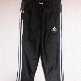 ☆adidas シャカシャカパンツ 140cm☆