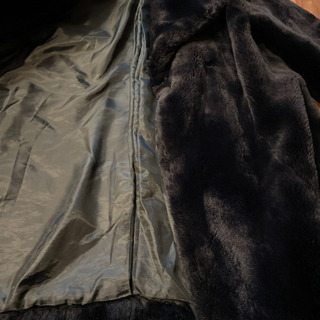 フェイクファーコートの画像